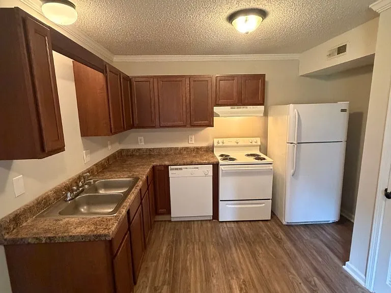 1002 Palmer Dr #2 — Photo 13