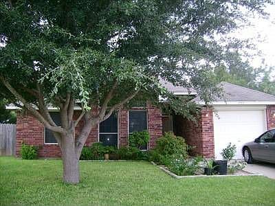 2nd image of 2503 Palmetto Dr