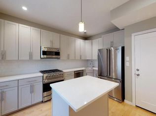 246 Boston St #3, Dorchester, MA 02125