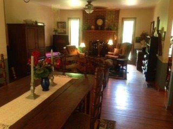 5th image of 1069 Knollwood Ln