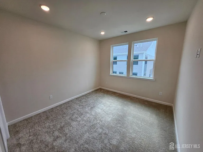 605 Parker Blvd — Photo 15