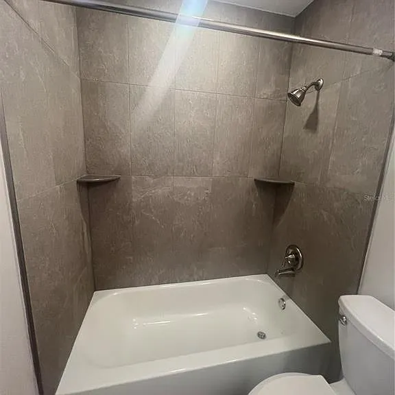 322 Lasayette Dr NE — Photo 17