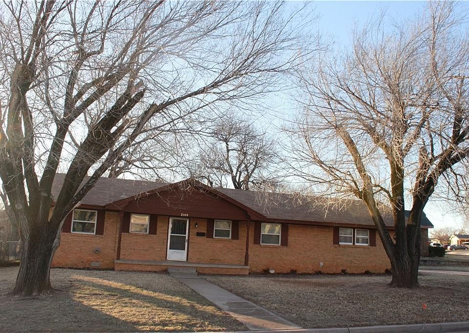 1st image of 2109 Sandra Dr