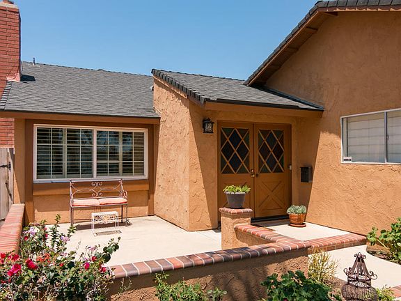 2nd image of 4373 Robinwood Ln