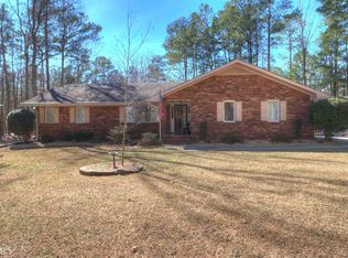 661 Hutchinson Rd, Williamson, GA 30292