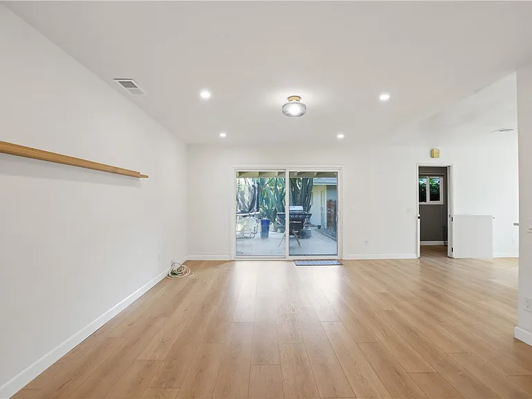 1185 La Subida Ct — Photo 20