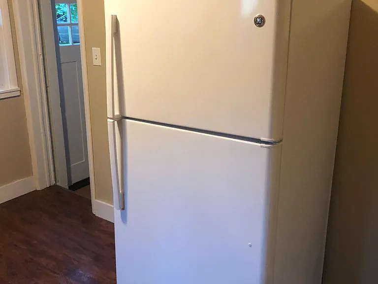 202 Cottage St #1 — Photo 7