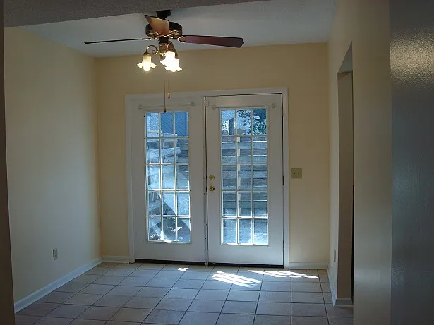 801 Kelly Drive - 1 — Photo 4