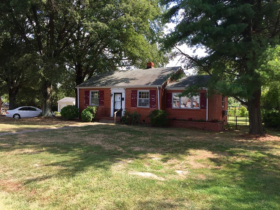 1st image of 2505 Farrand St