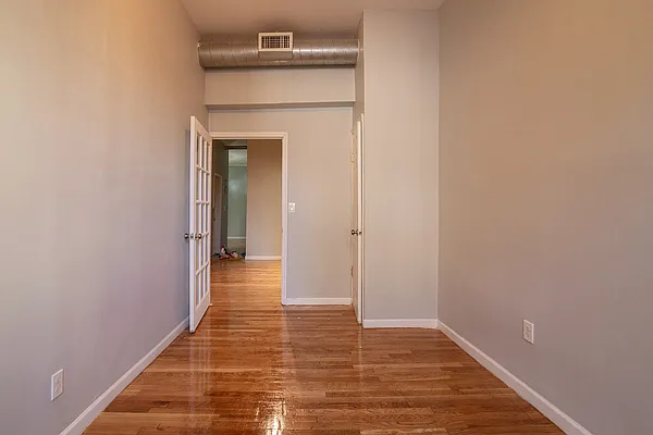 Rented by Isaac Silberstein, LREB | media 6