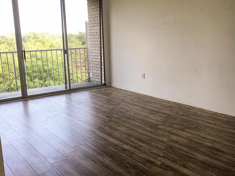 401 Cooper Landing Rd — Photo 6