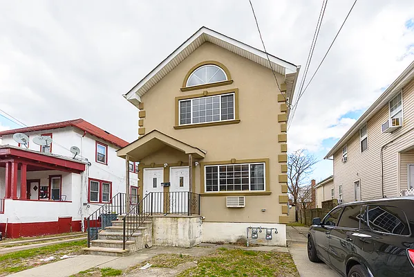 Rented by Bah Realty Group LLC | media 10