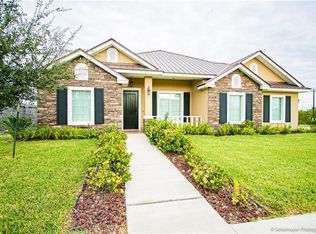 2472 Lady Palm Dr, Beaufort, TX 78582