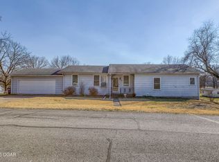 114 S Parkmor Dr, Duenweg, MO 64841