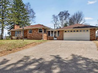 306 Ridgewood Dr, Cloquet, MN 55720