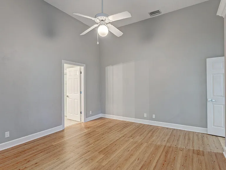 139 Brookhaven Ct — Photo 63