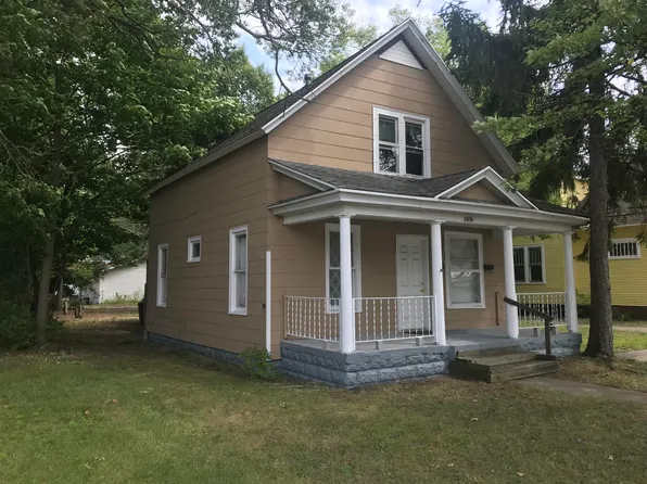 2416 Sanford St, Muskegon Heights, MI 49444