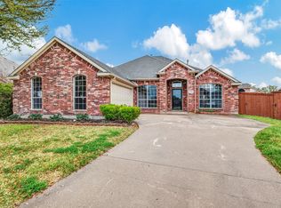 8105 Sawgrass Ln, Rowlett, TX 75089