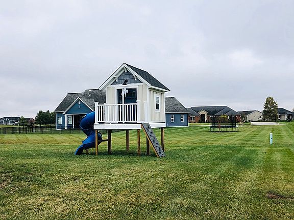 Clubhouse has electric.