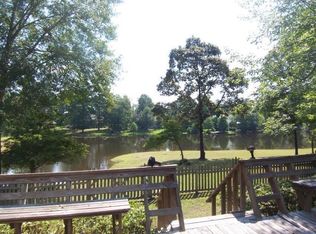 209 Hickory Hill Dr, Hattiesburg, MS 39402