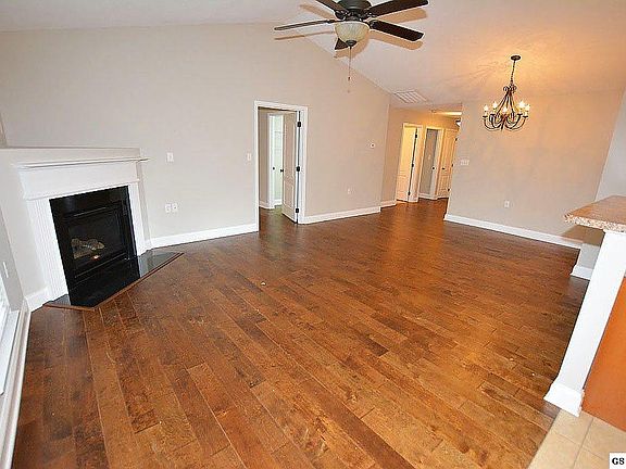 4th image of 315 Franklin Meadows Way