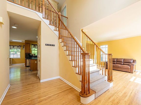 5th image of 16 Landau Rd