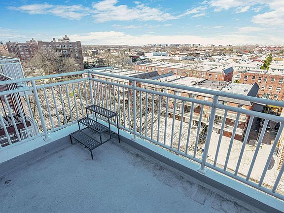 4th image of 8509 151st Ave APT 6G