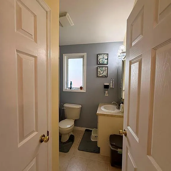 1509 Durocher Dr — Photo 15