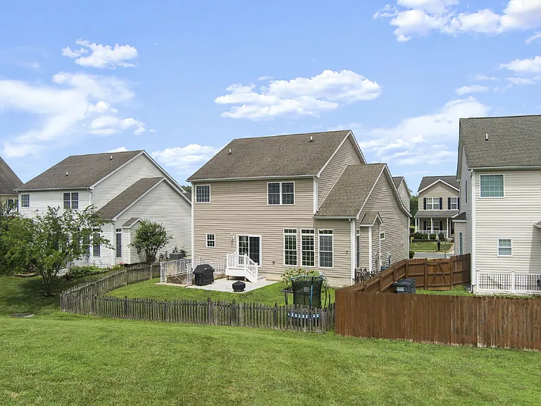 10 Everglades Ln — Photo 53