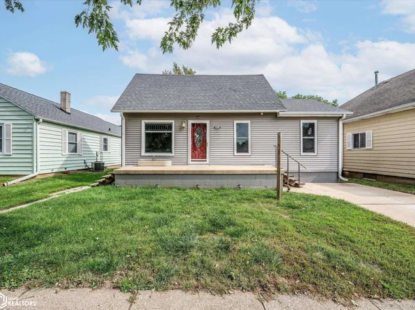 1704 7th St, Harlan, IA 51537