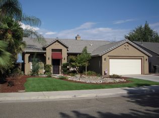 2546 S Virmargo Ct, Visalia, CA 93292