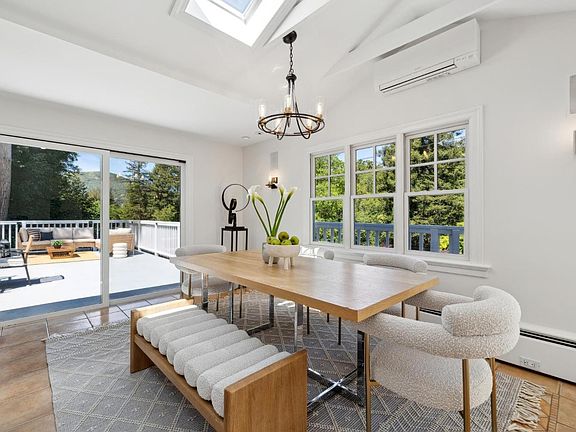 5th image of 74 Wellington Avenue