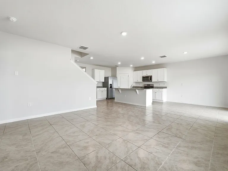 1019 Cascade Dr — Photo 6