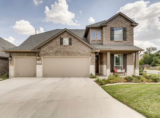 2102 Silent Fox, San Antonio, TX 78260