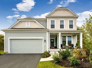 154 Stonehaven Dr, South Weymouth, MA 02190