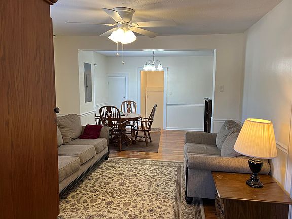 3rd image of 1612 N Walker St #101-1612NWALKER
