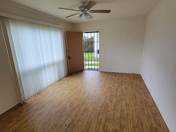 2nd image of 3292 Luna Ave
