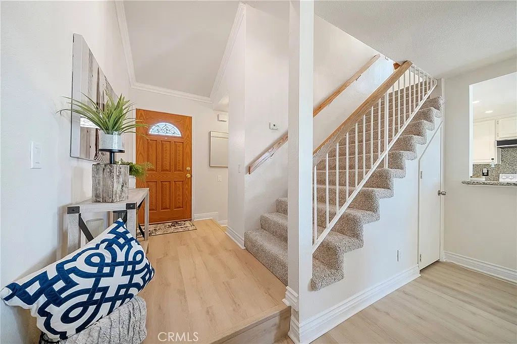 3 bed, 2.5 bath, 1367 sqft, $3,000 — Photo 3