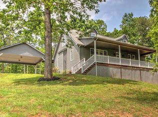 1335 Woodhaven Estates Rd, Blue Ridge, VA 24064