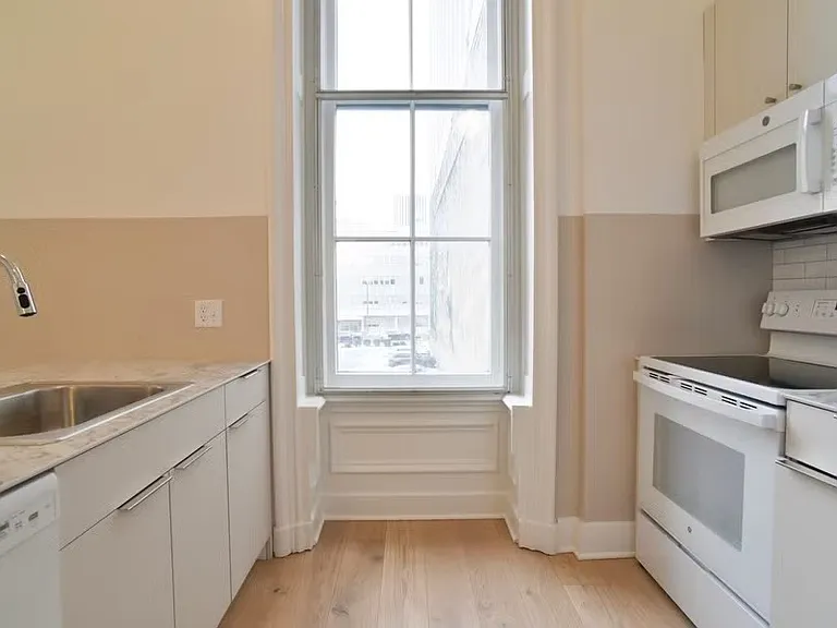 30 W Broad St #203 — Photo 1