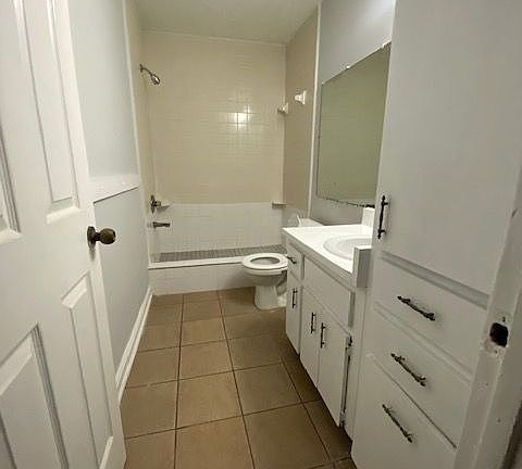 2nd image of 1603 W Lowry Ave APT A