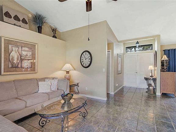 4th image of 4615 SW 24th Pl