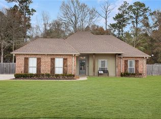 321 Autumn Wind Ln, Mandeville, LA 70471