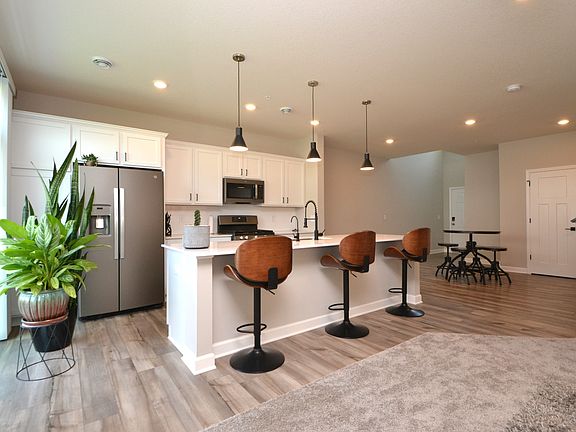 2nd image of 10895 Dunkirk Cir N