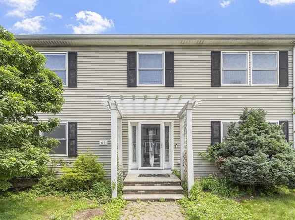 67 Weybossett St, Methuen, MA 01844