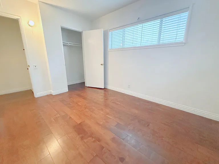 8366 Tampa Ave — Photo 8