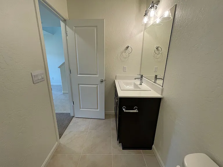 661 Suzanne Dr — Photo 14