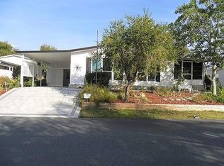 413 Palmer Dr, Lady Lake, FL 32159
