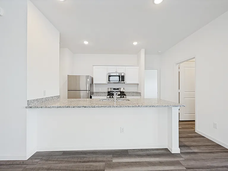 1325 Elliott Rd — Photo 10