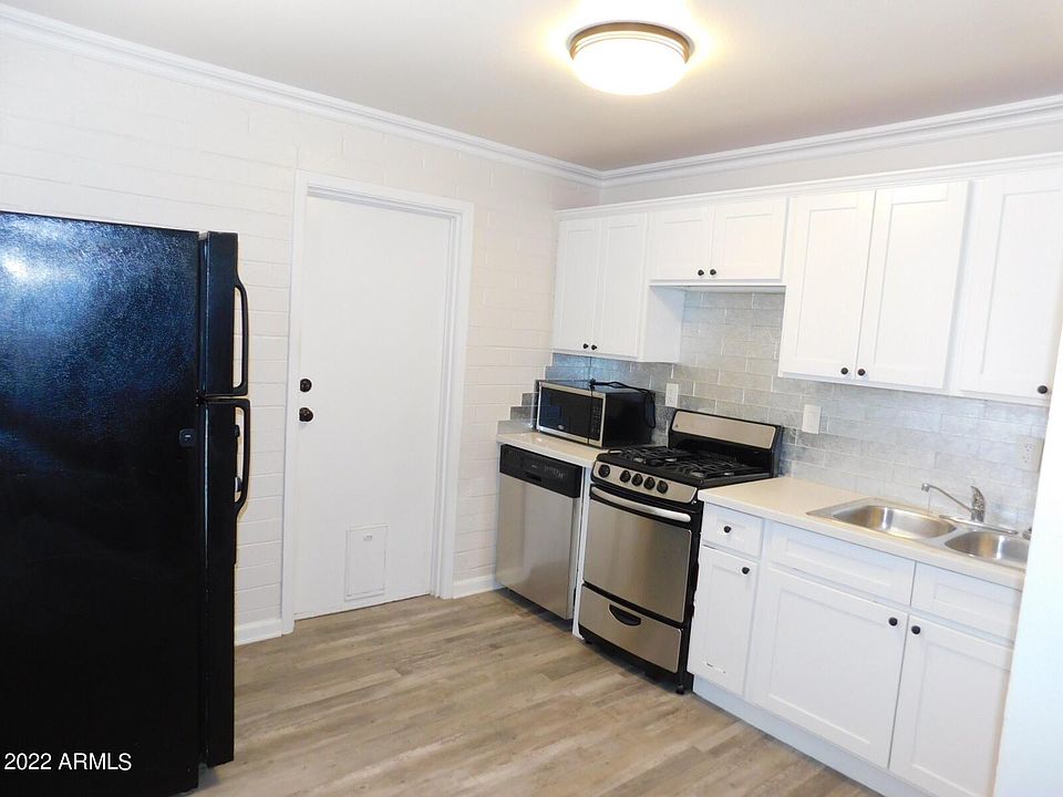 1st image of 802 W Maryland Ave #810C